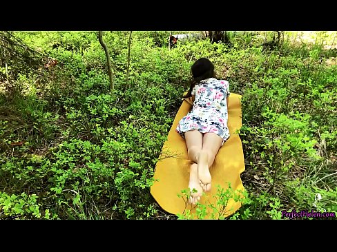 ❤️ Nieznajomy z Tindera masturbuje moją cipkę i pieprzy mnie namiętnie w lesie Porno vk at us